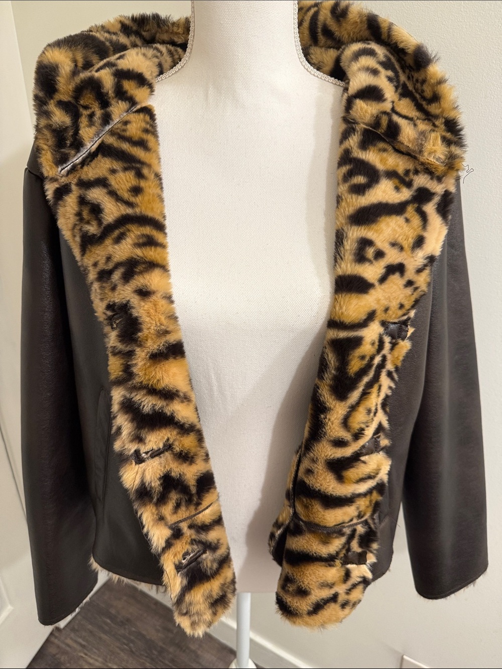Marc New York Leopard Faux Fur Leather Brown Hooded Jacket Women’s Size Small - Picture 4 of 15